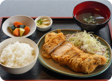 肉屋の極厚トンカツ定食