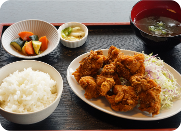 よしやす特製カレーザンギ定食